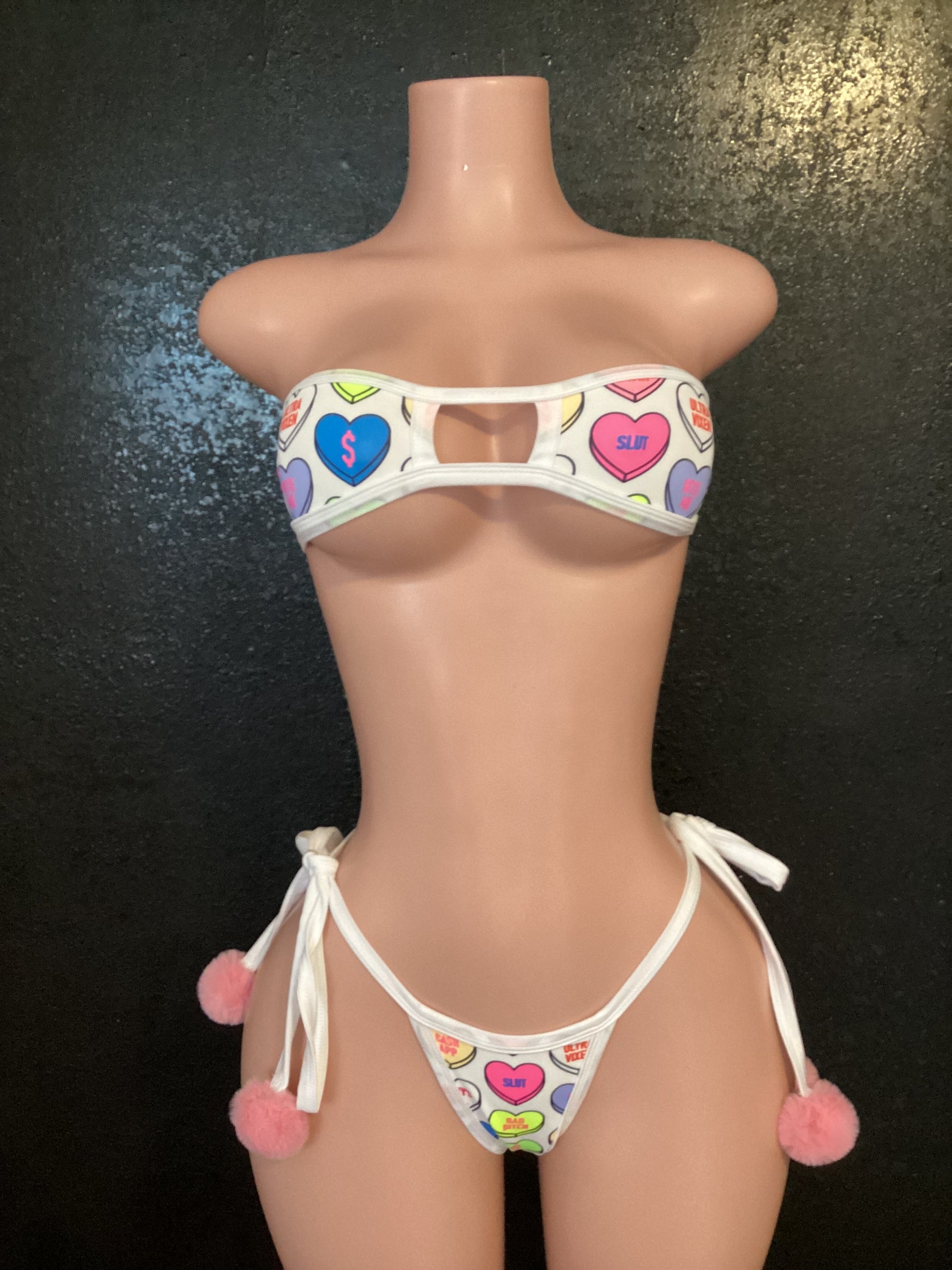Pom Pom thong bikini hearts