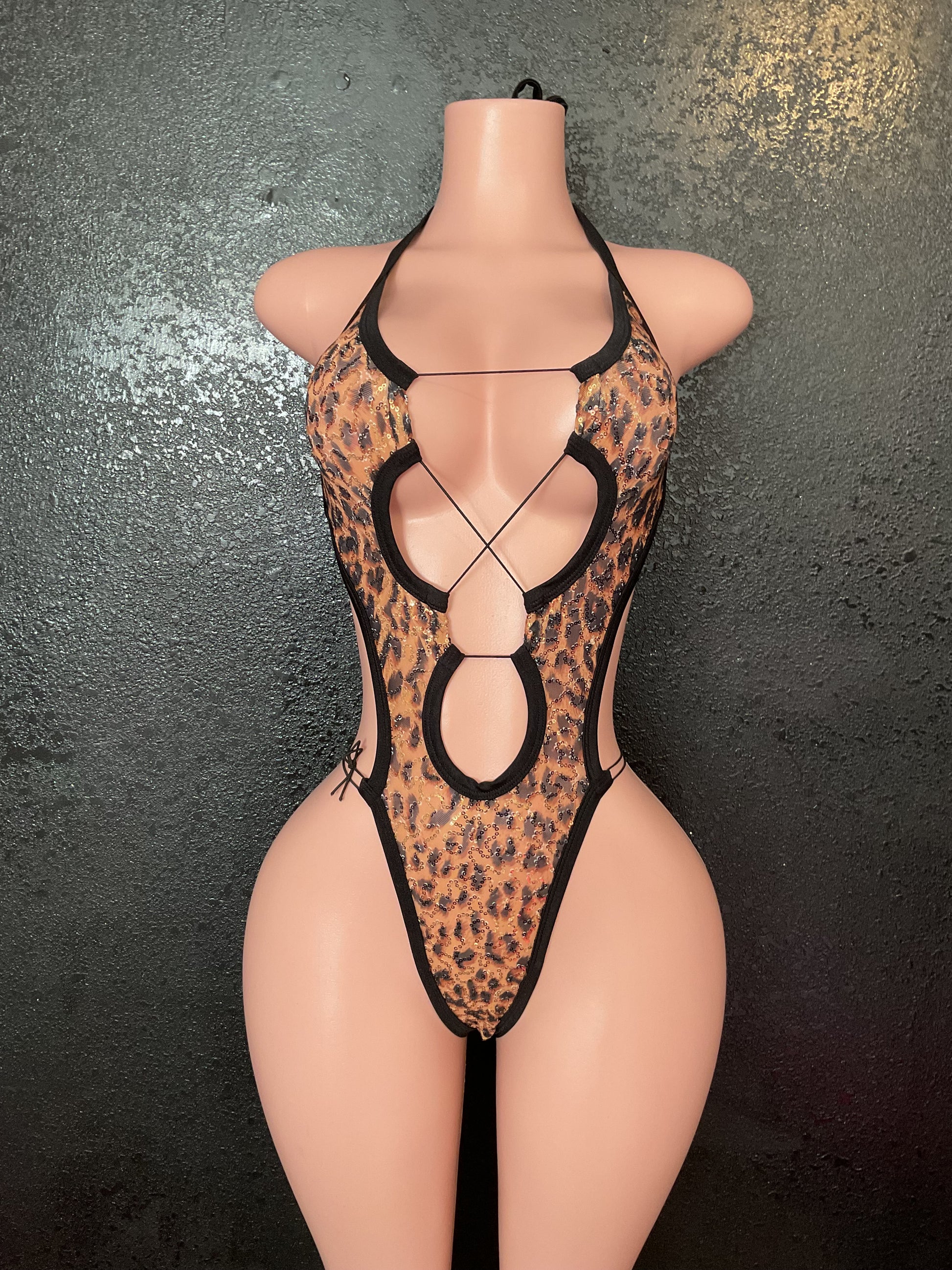Leopard sequin mesh