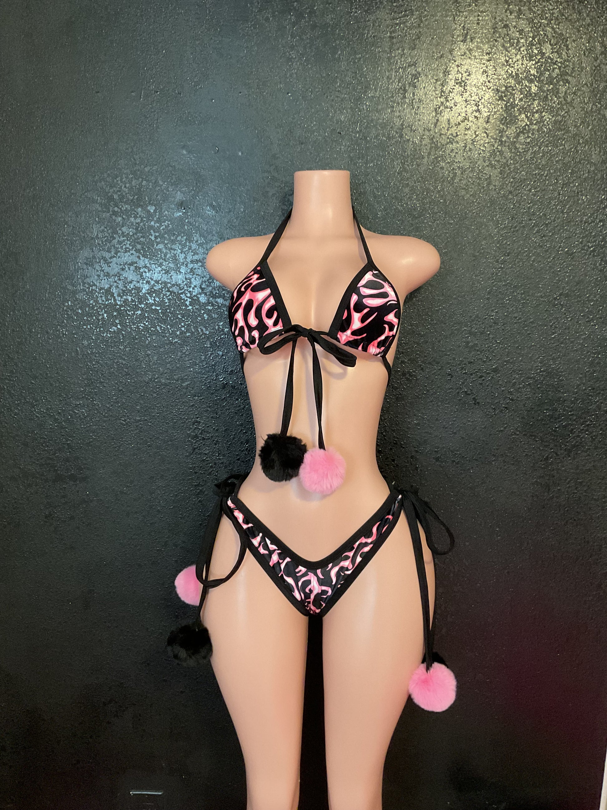Flame thong velvet