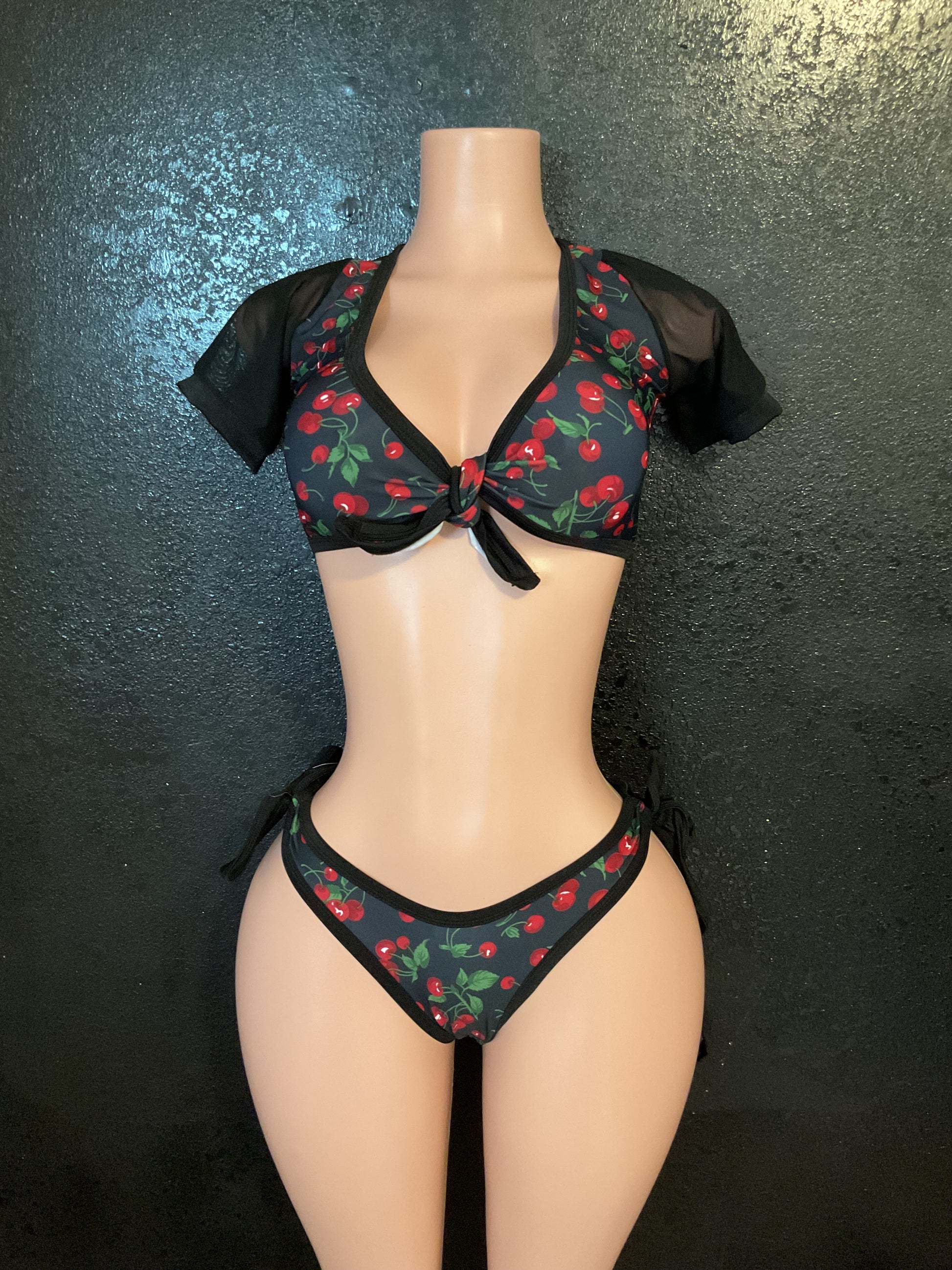 Short sleeve cherry print and thong