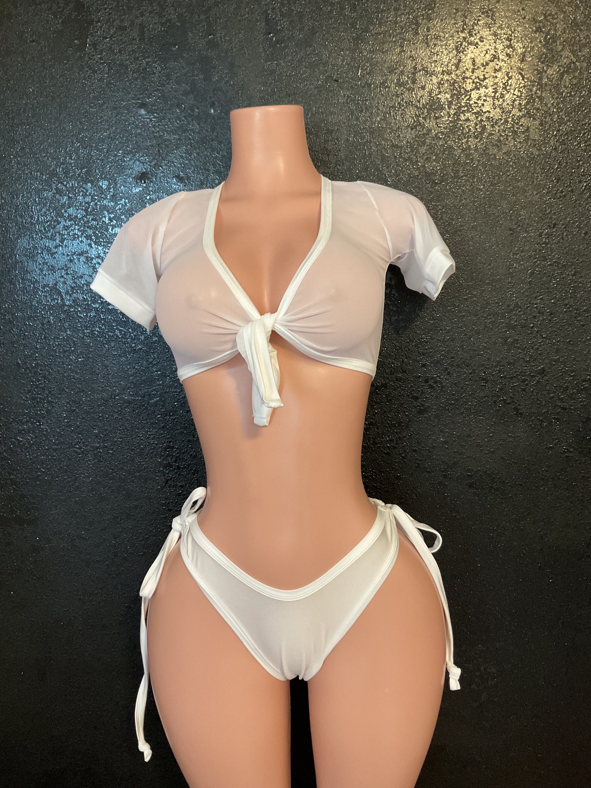 Short sleeve thong set
