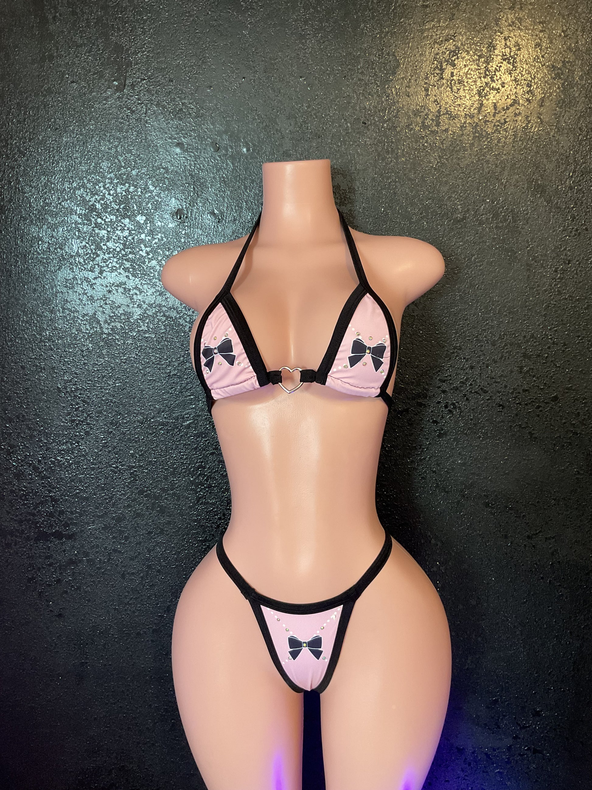 Bow g string bikini