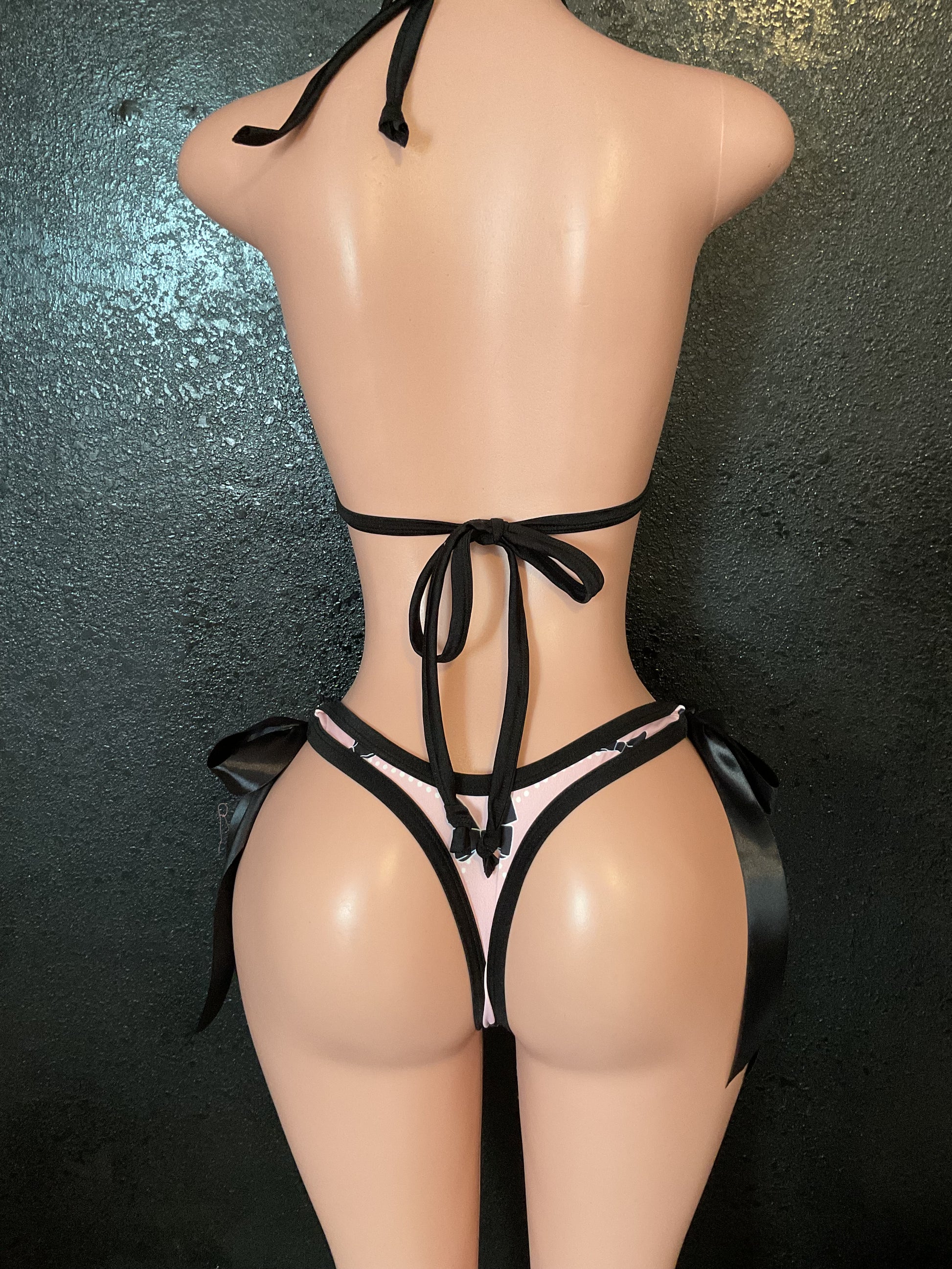 Bow thong set