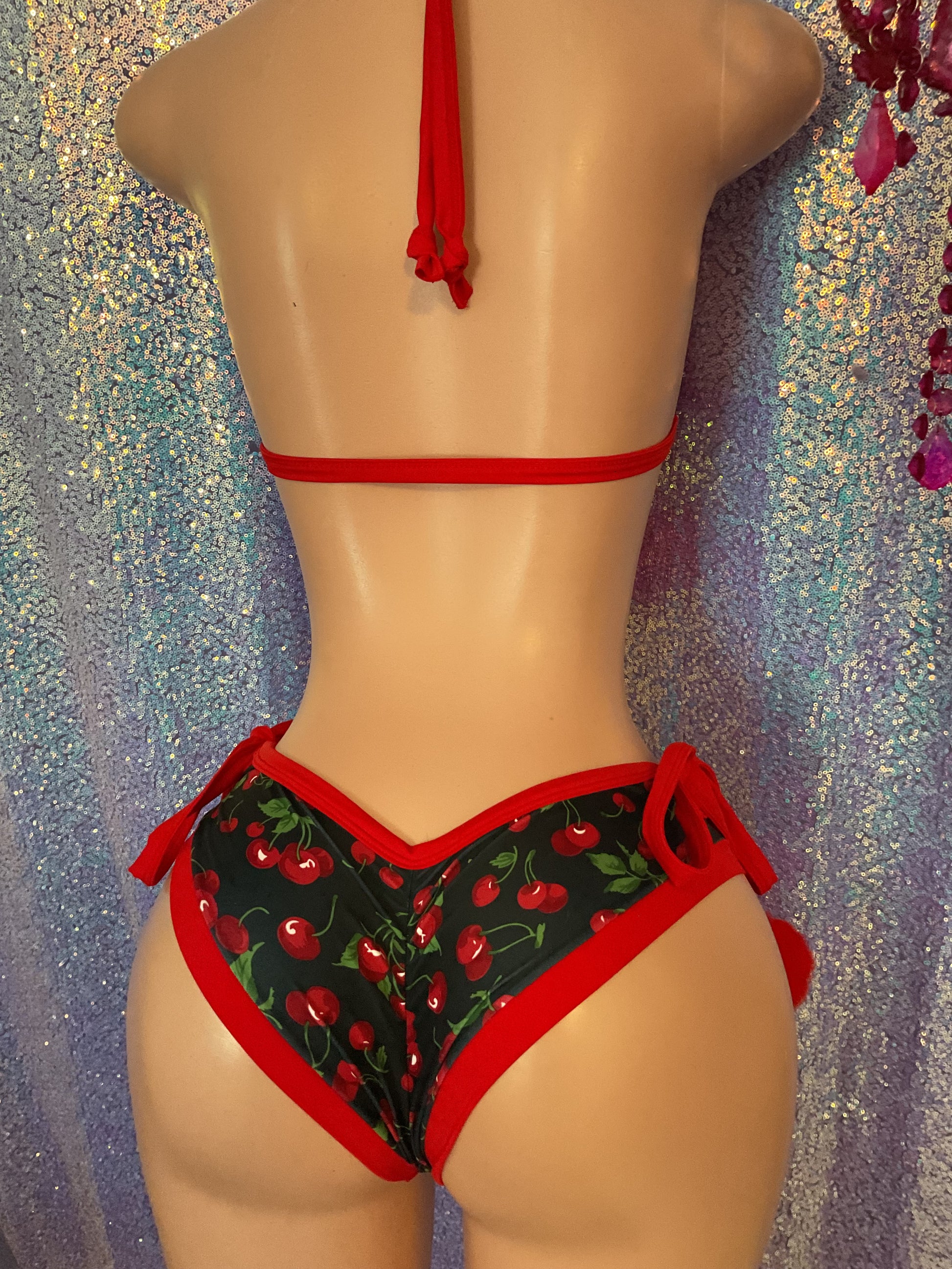 Cherry booty short set