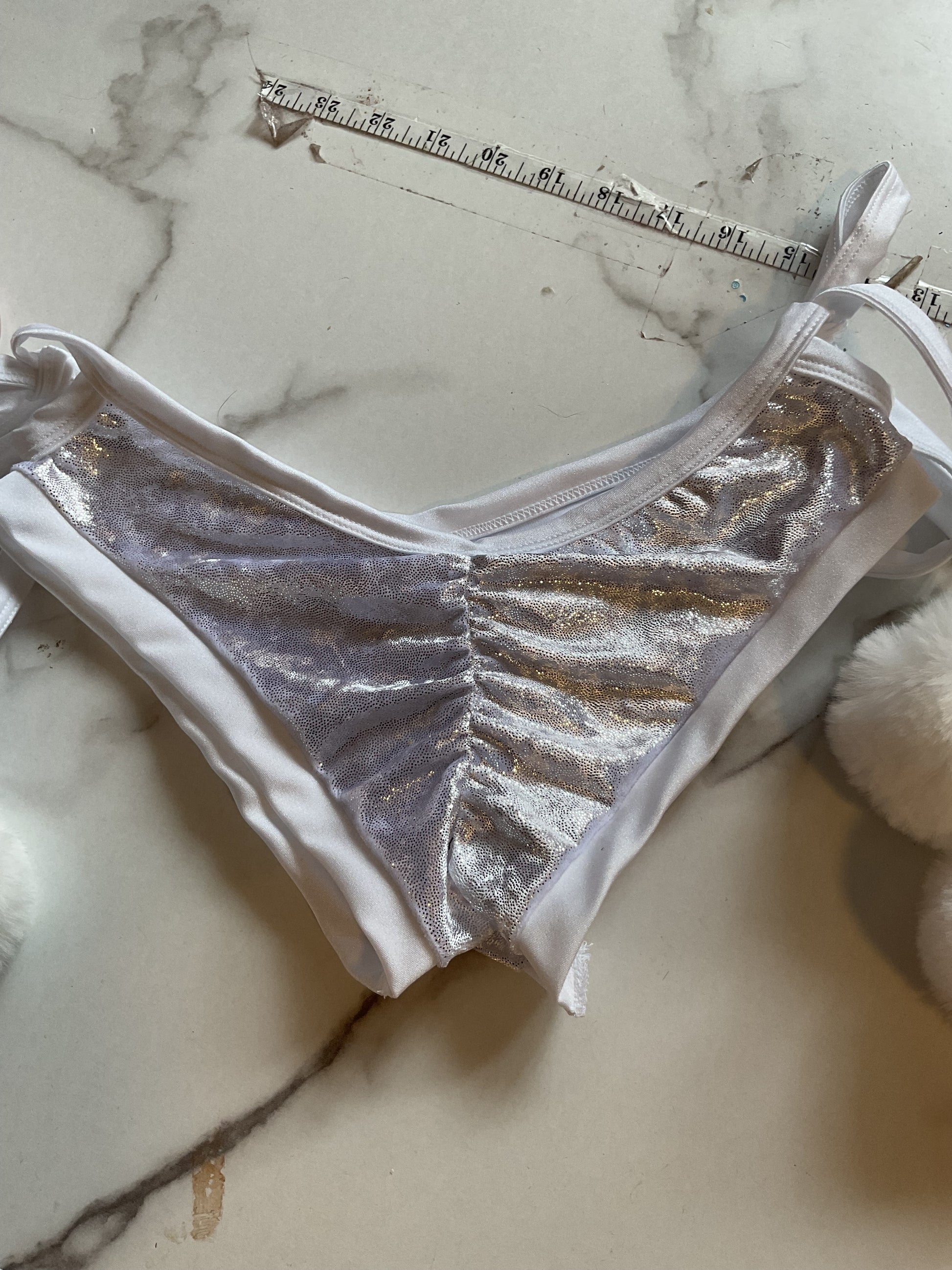 Low rise booty short set