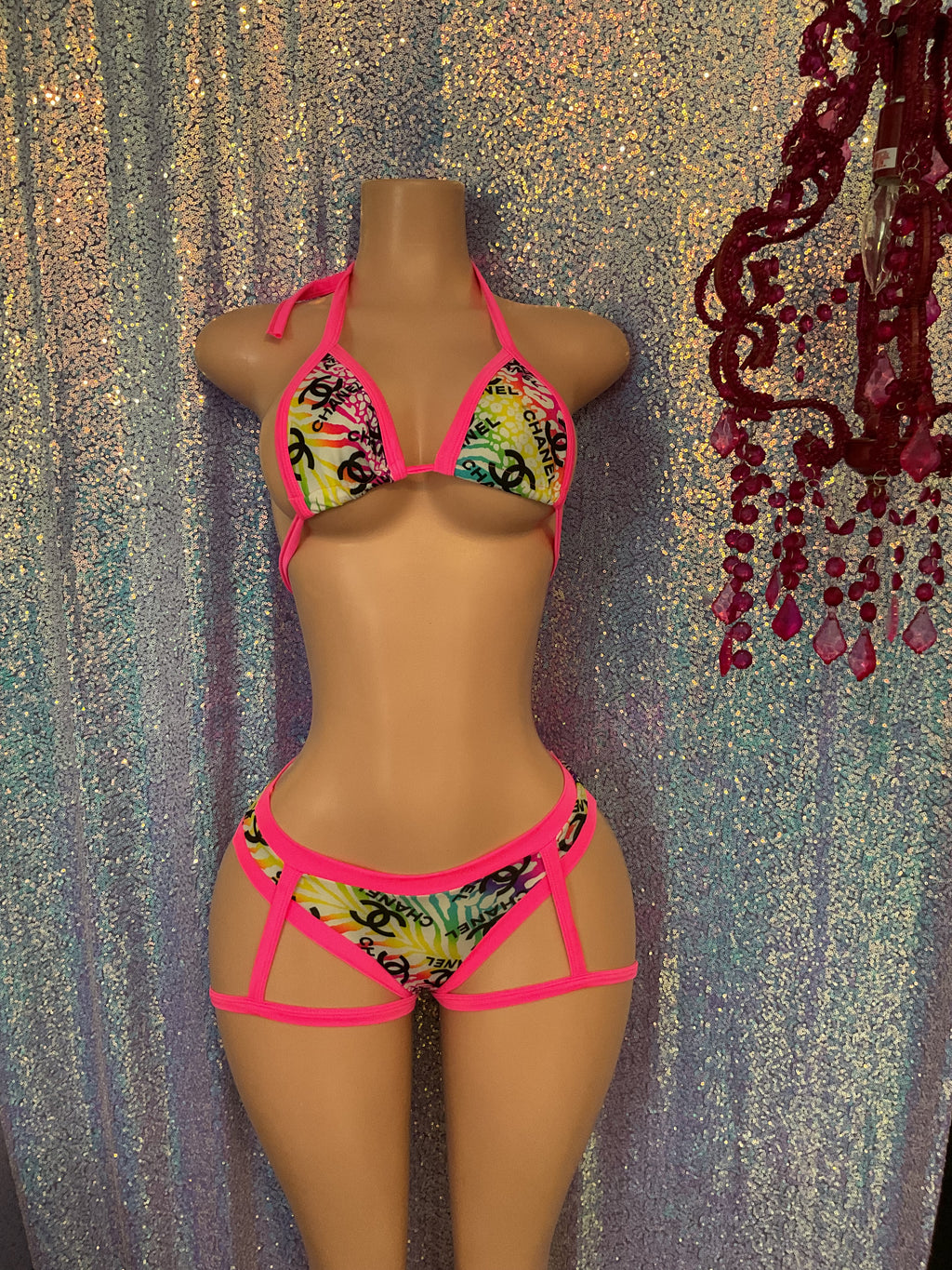 Scrunch bottom garter panty set