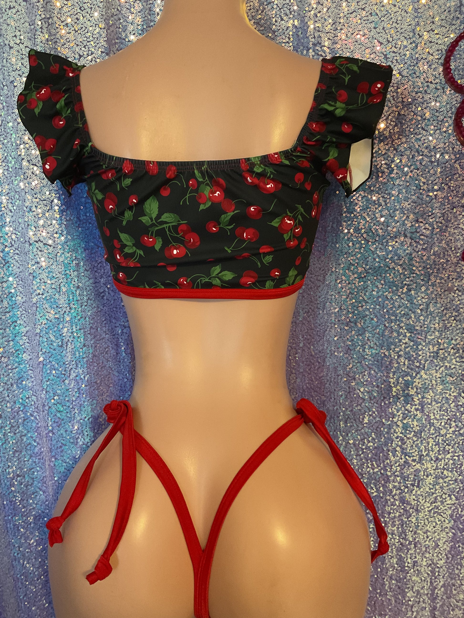 Ruffle top bikini