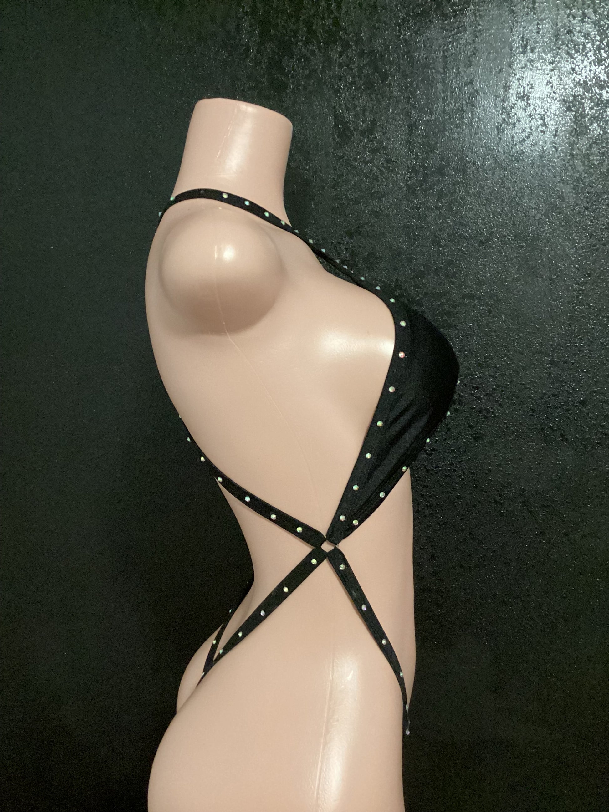 Sling one piece