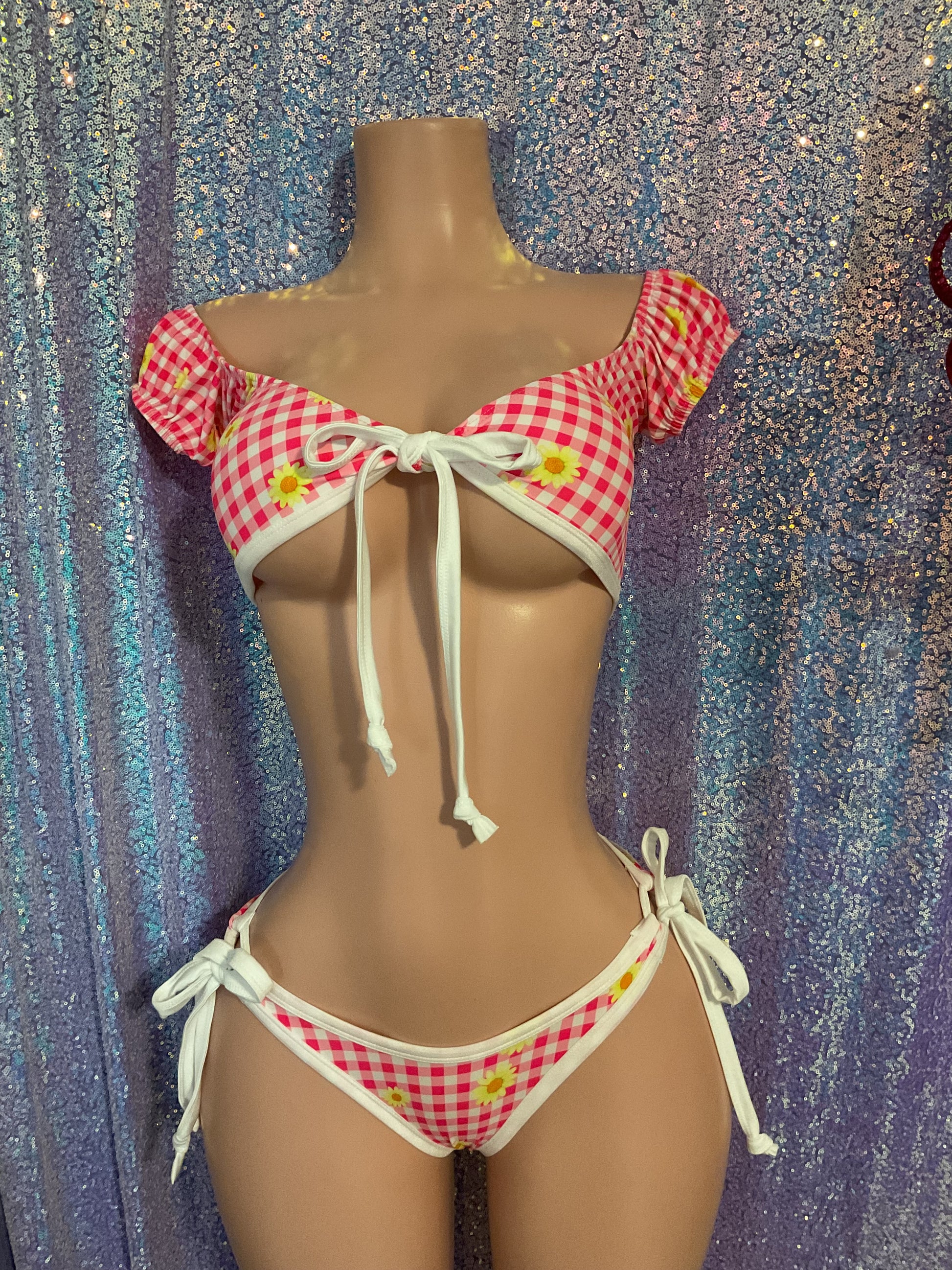 Puff sleeve off the shoulder  gingham set