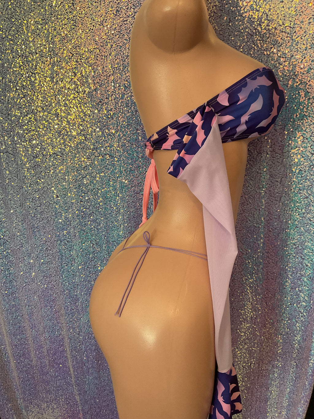 Bell sleeve thong set