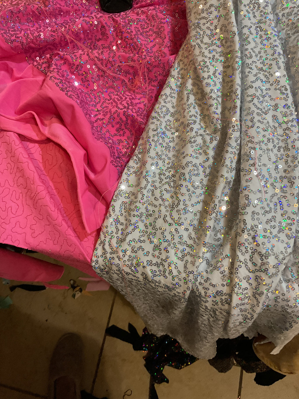 Sequin sling