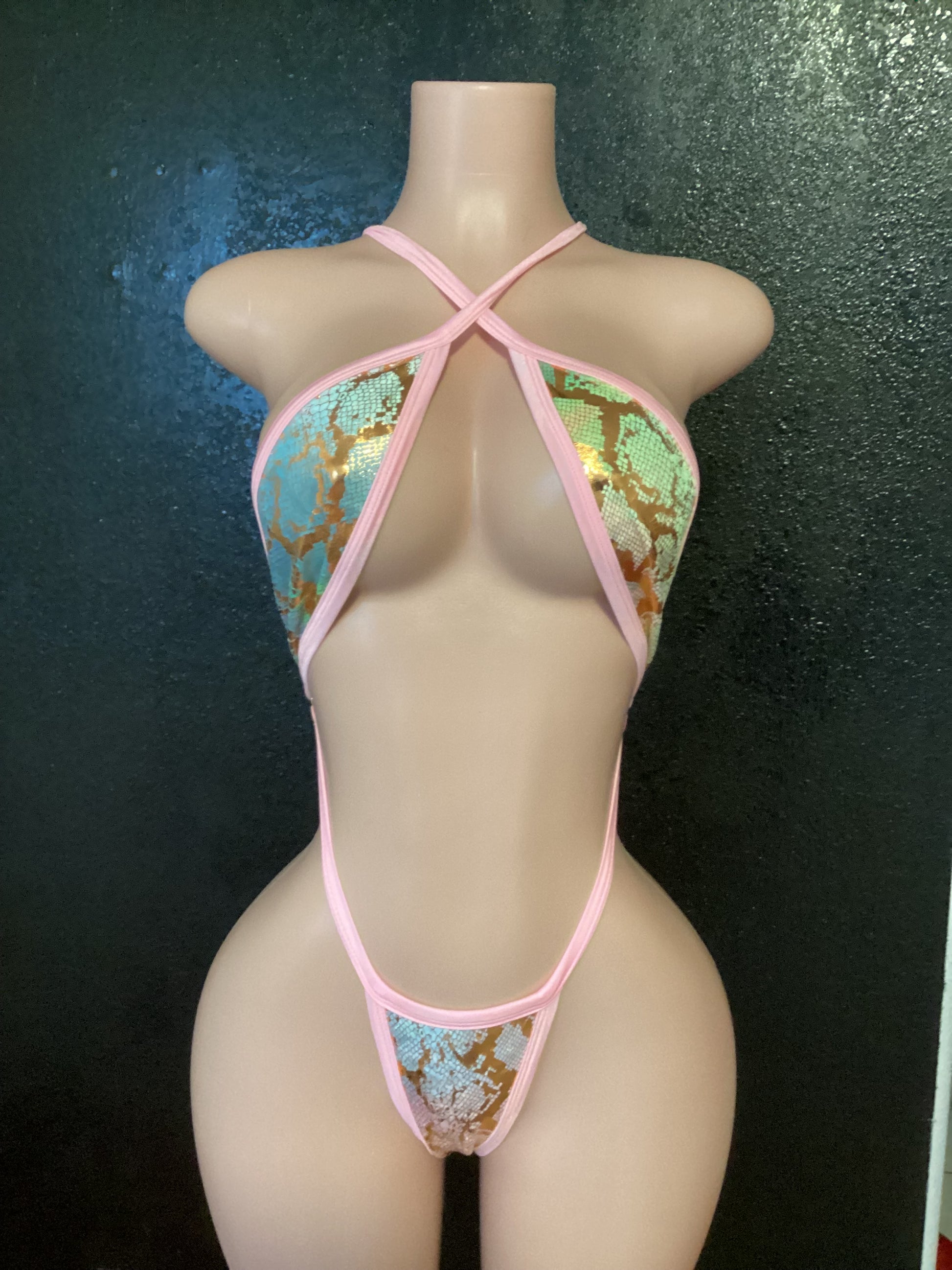 Snake velvet sling