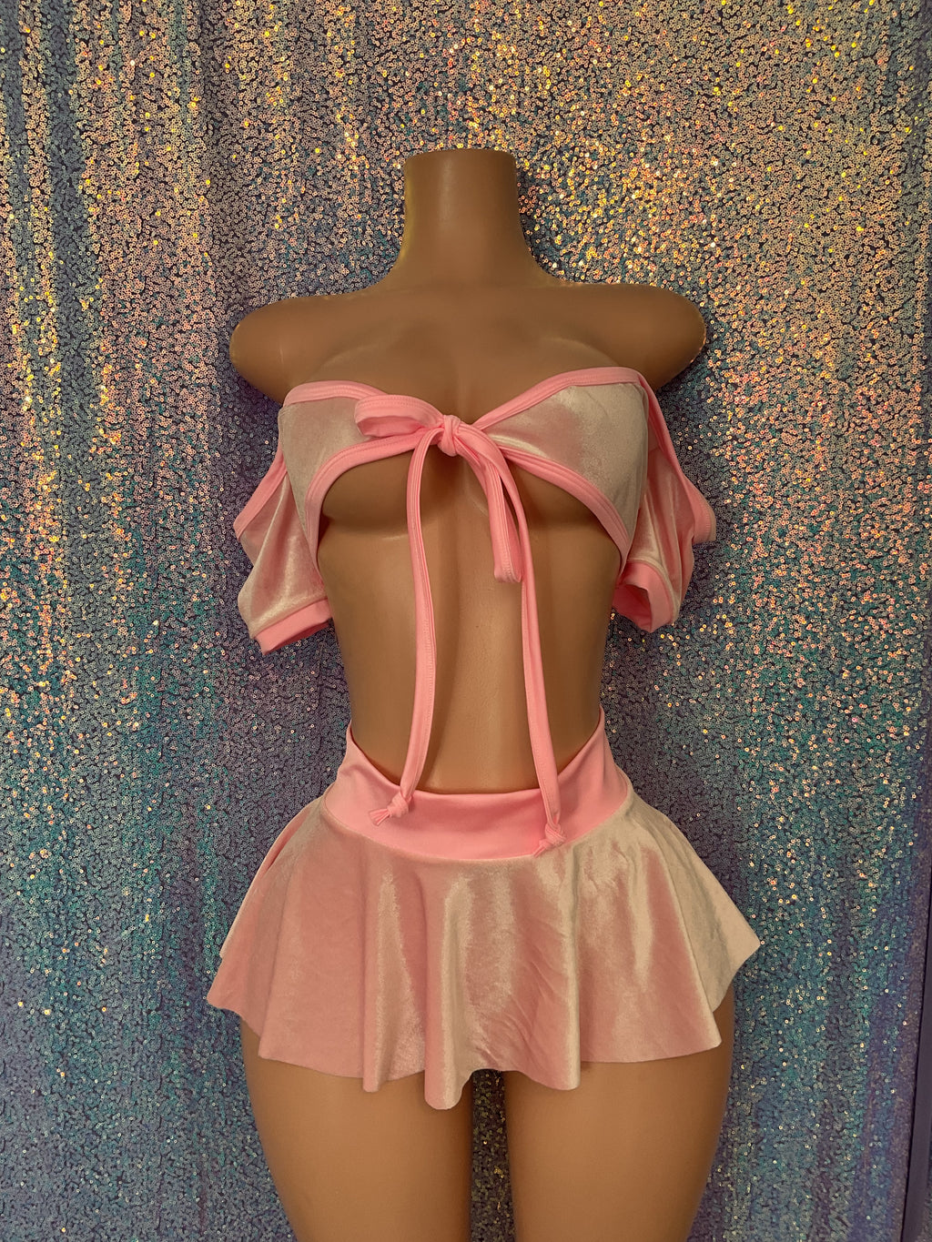 Off the shoulder tie top skirt set