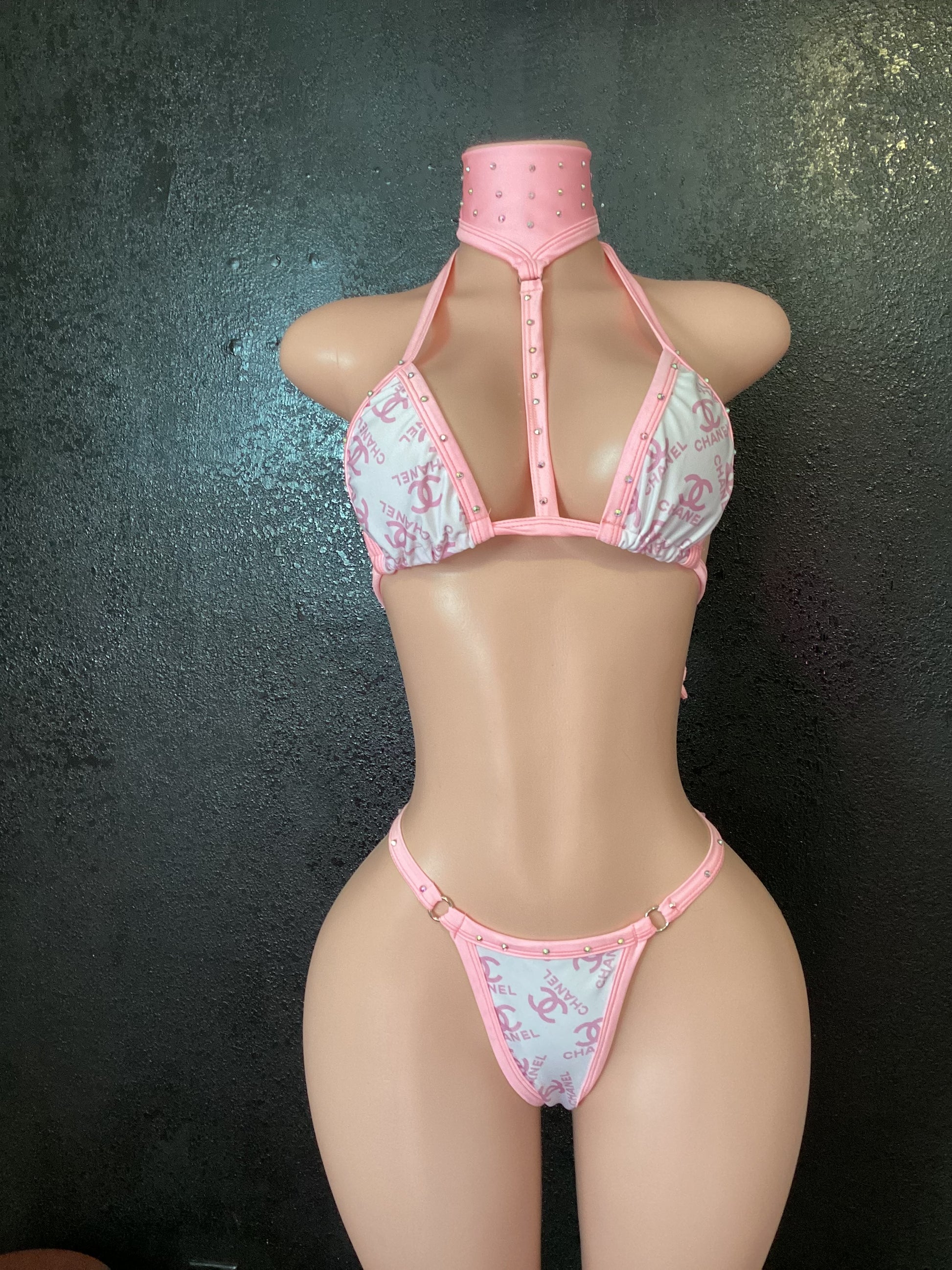 Thong bikini
