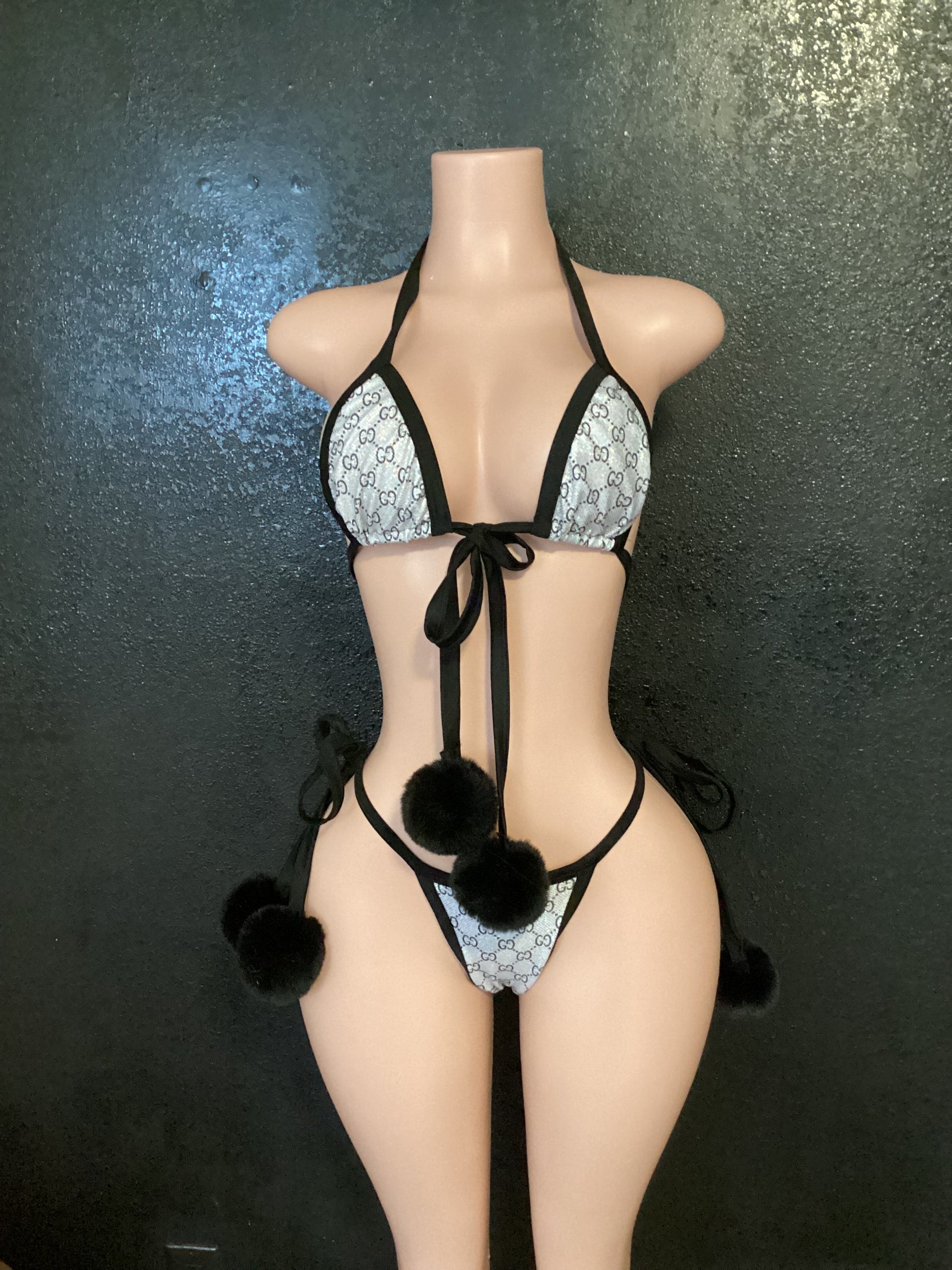 Pom Pom thong bikini