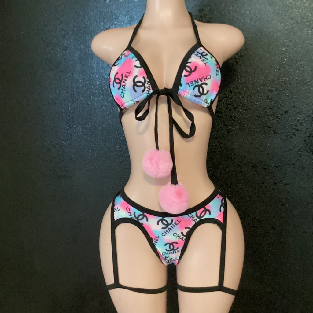 Thong garter set