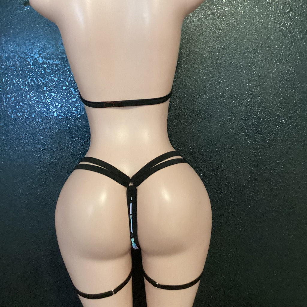 Thong garter set