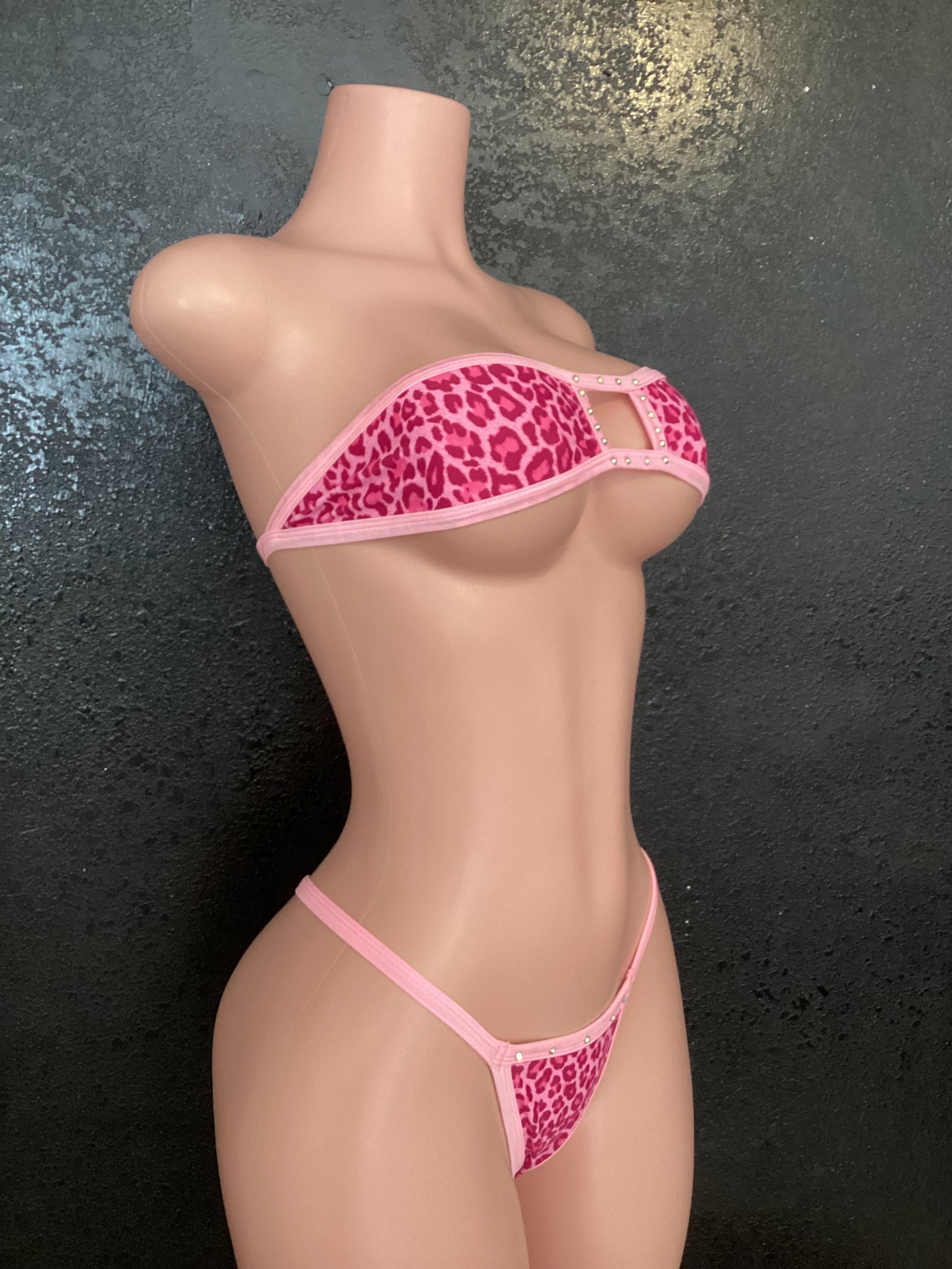 Pink leopard bikini