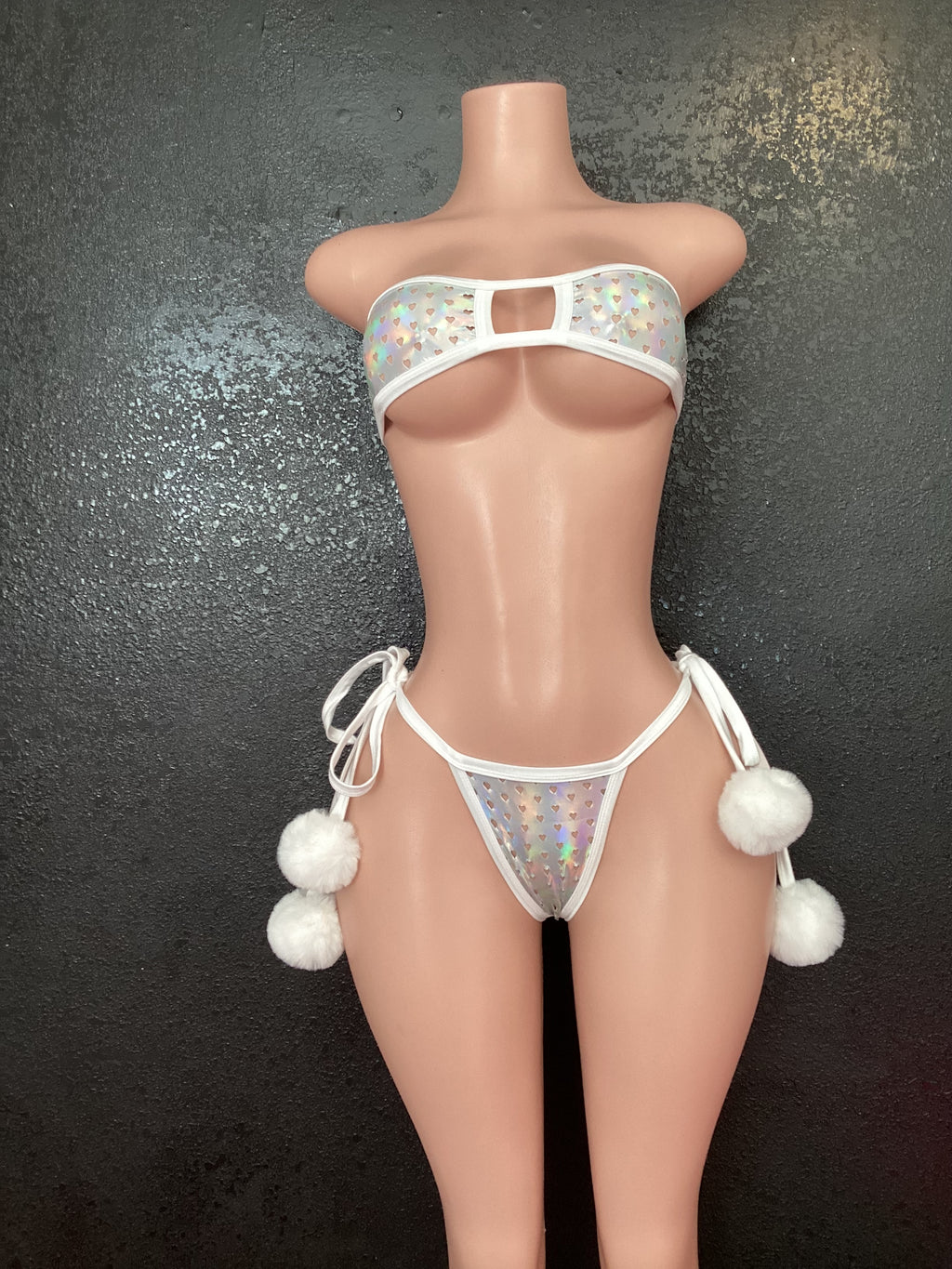 Cut out heart bikini