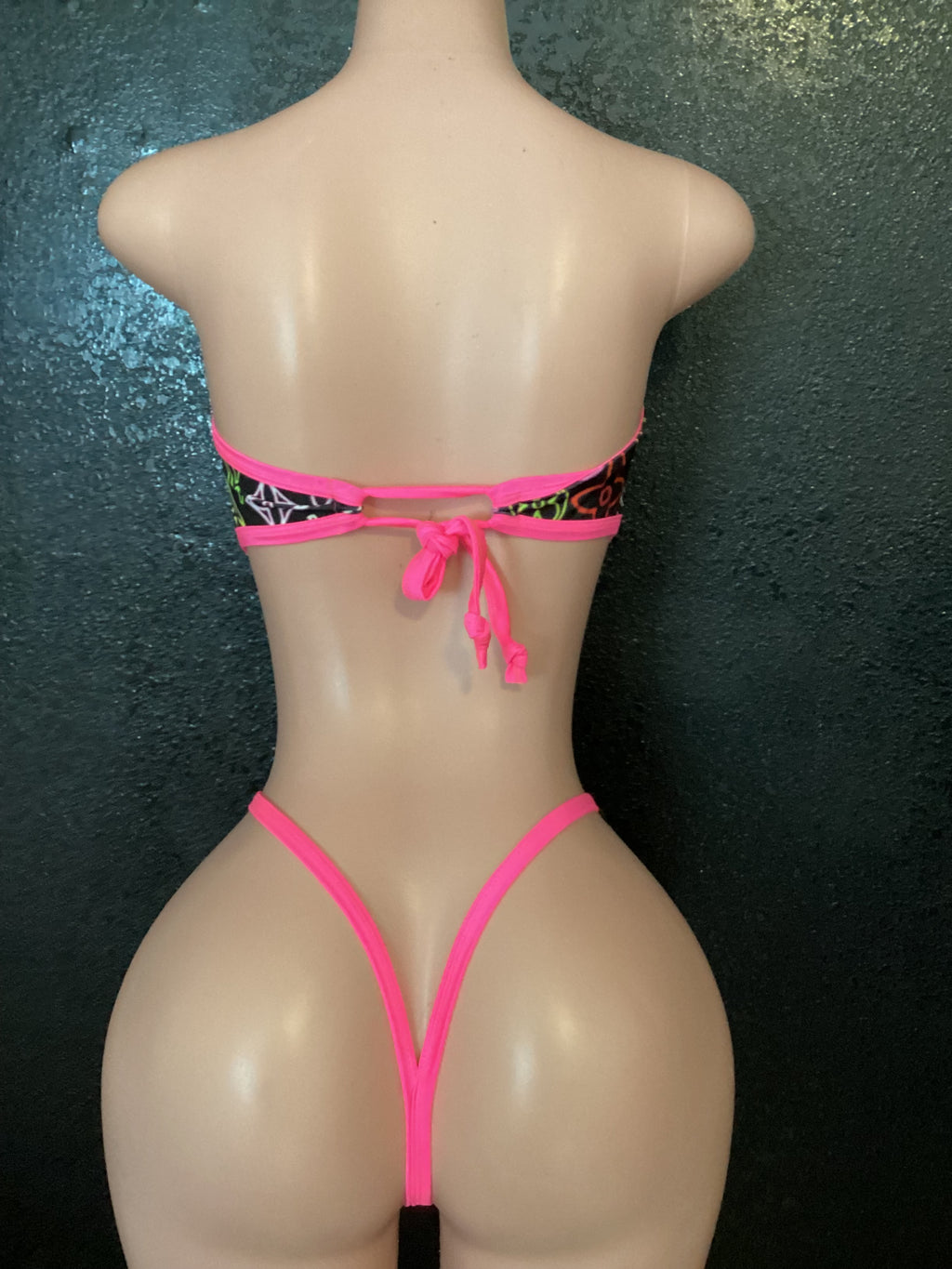 Neon one Piece