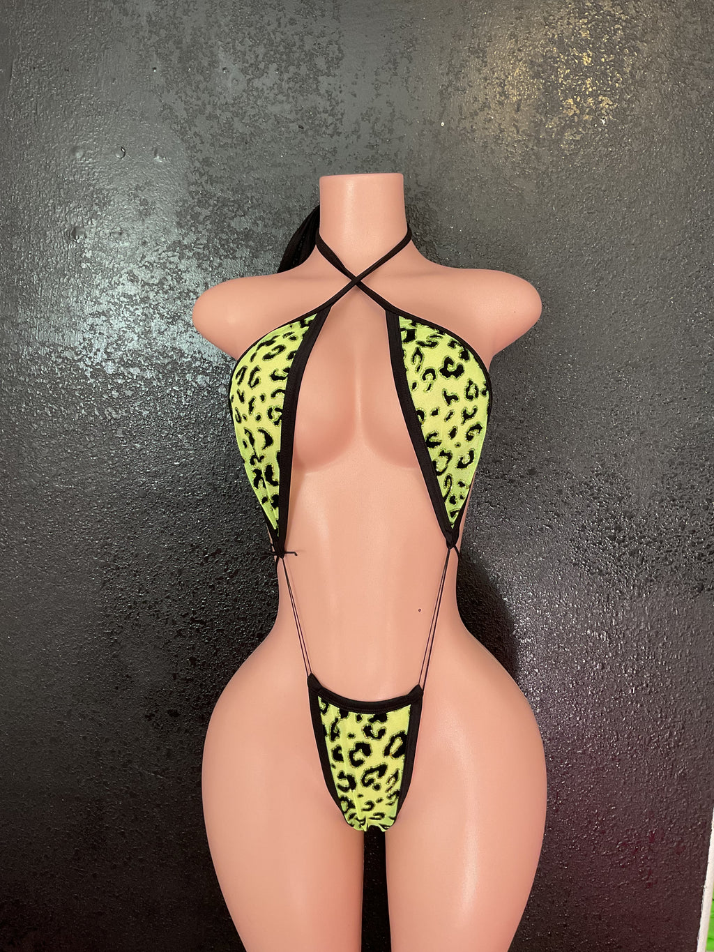 Sling and skirt mesh leopard