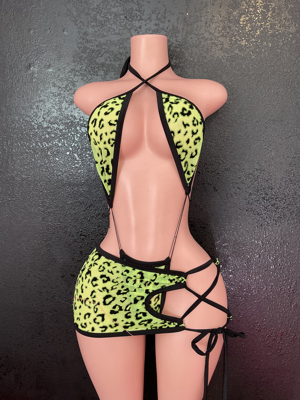 Sling and skirt mesh leopard