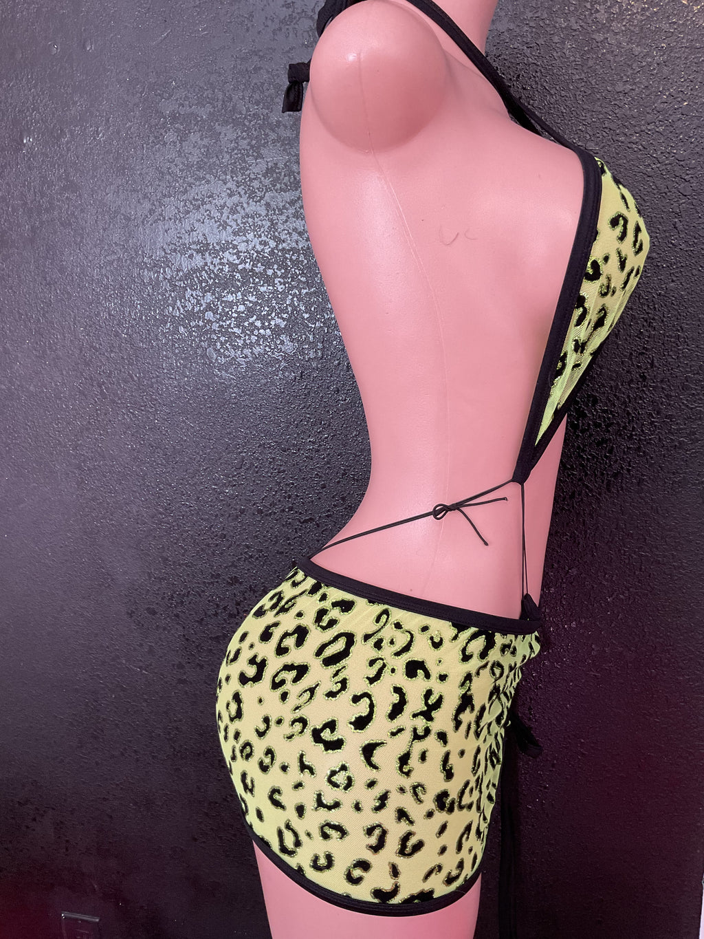 Sling and skirt mesh leopard