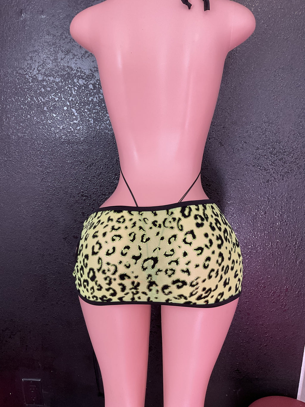 Sling and skirt mesh leopard