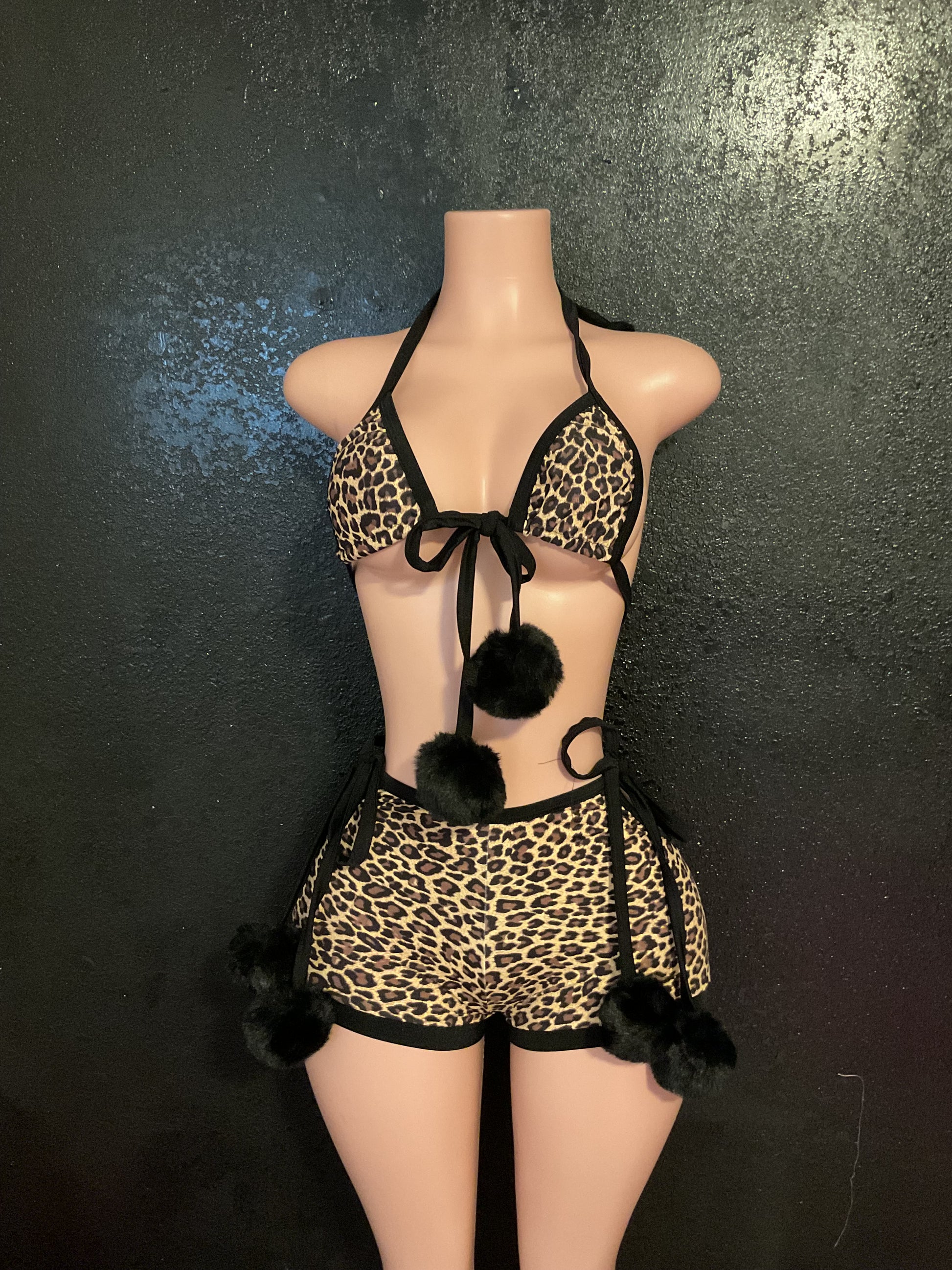 High waist booty shorts set