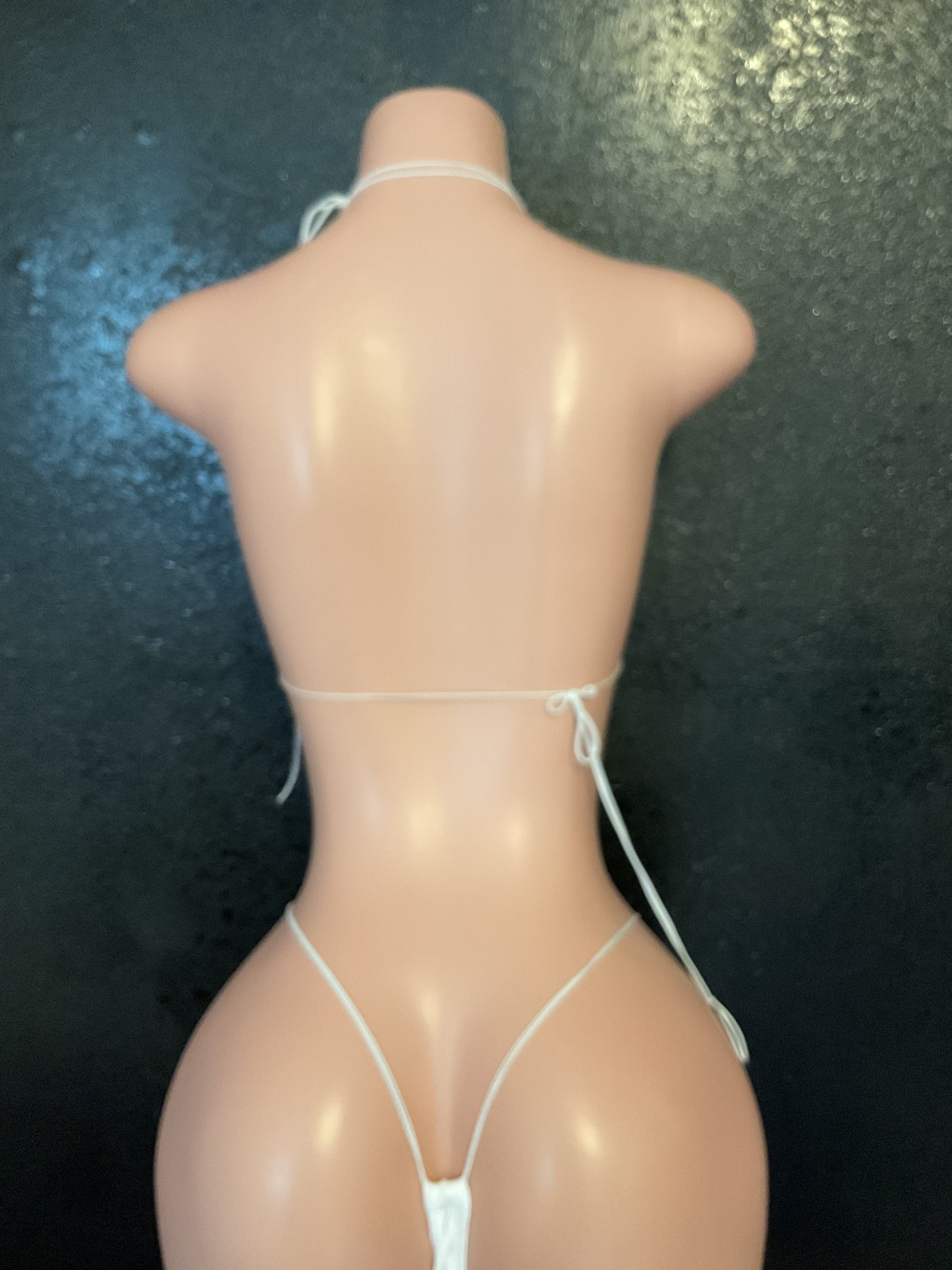 Appliqué thong bikini