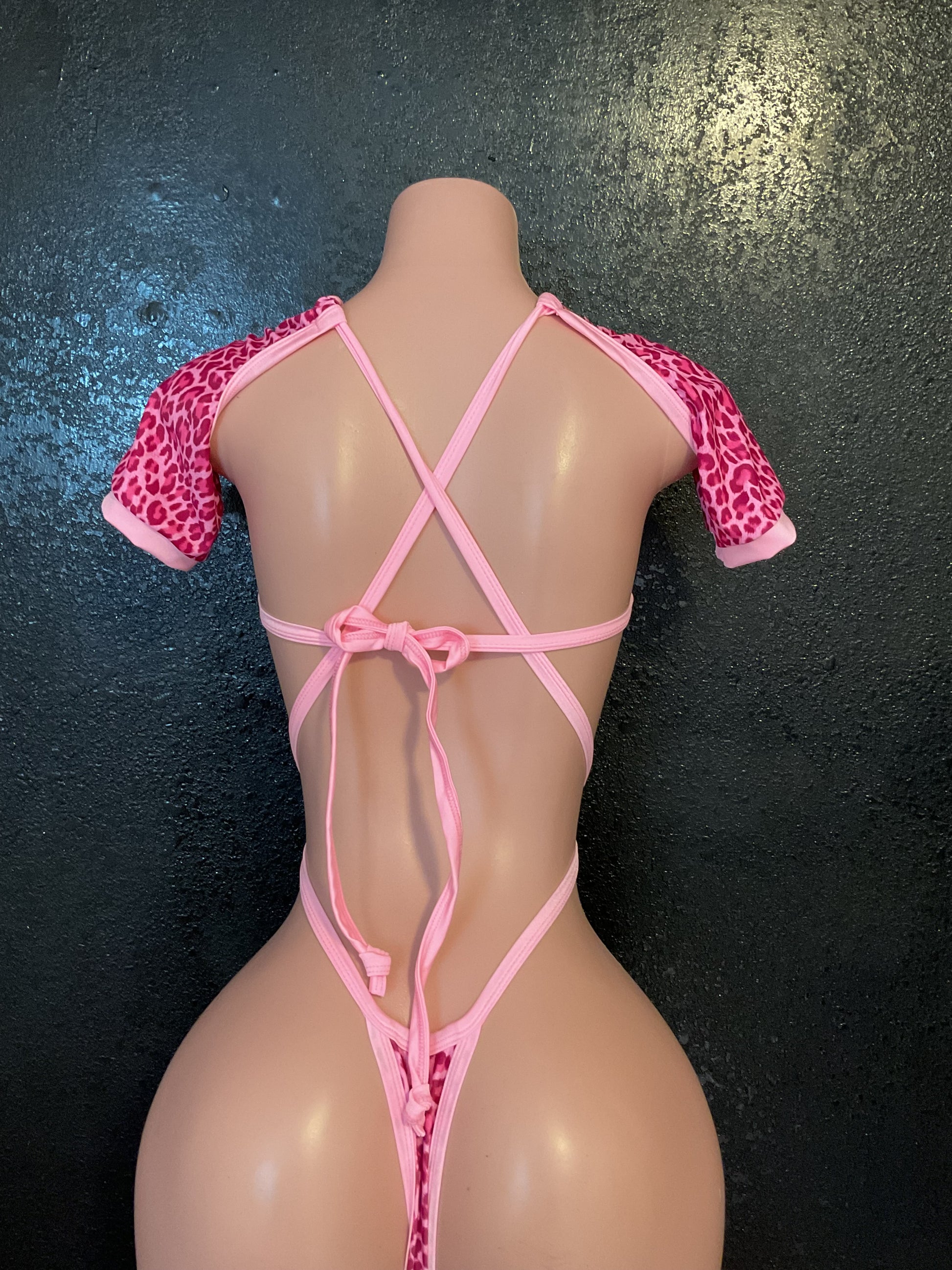 Pink leopard sleeve bikini