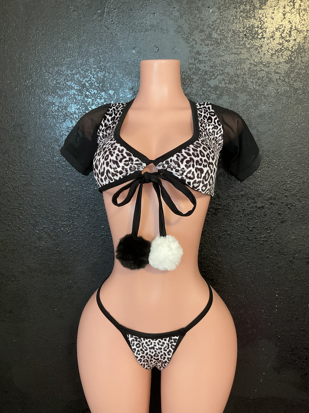 Leopard skirt set g string included
