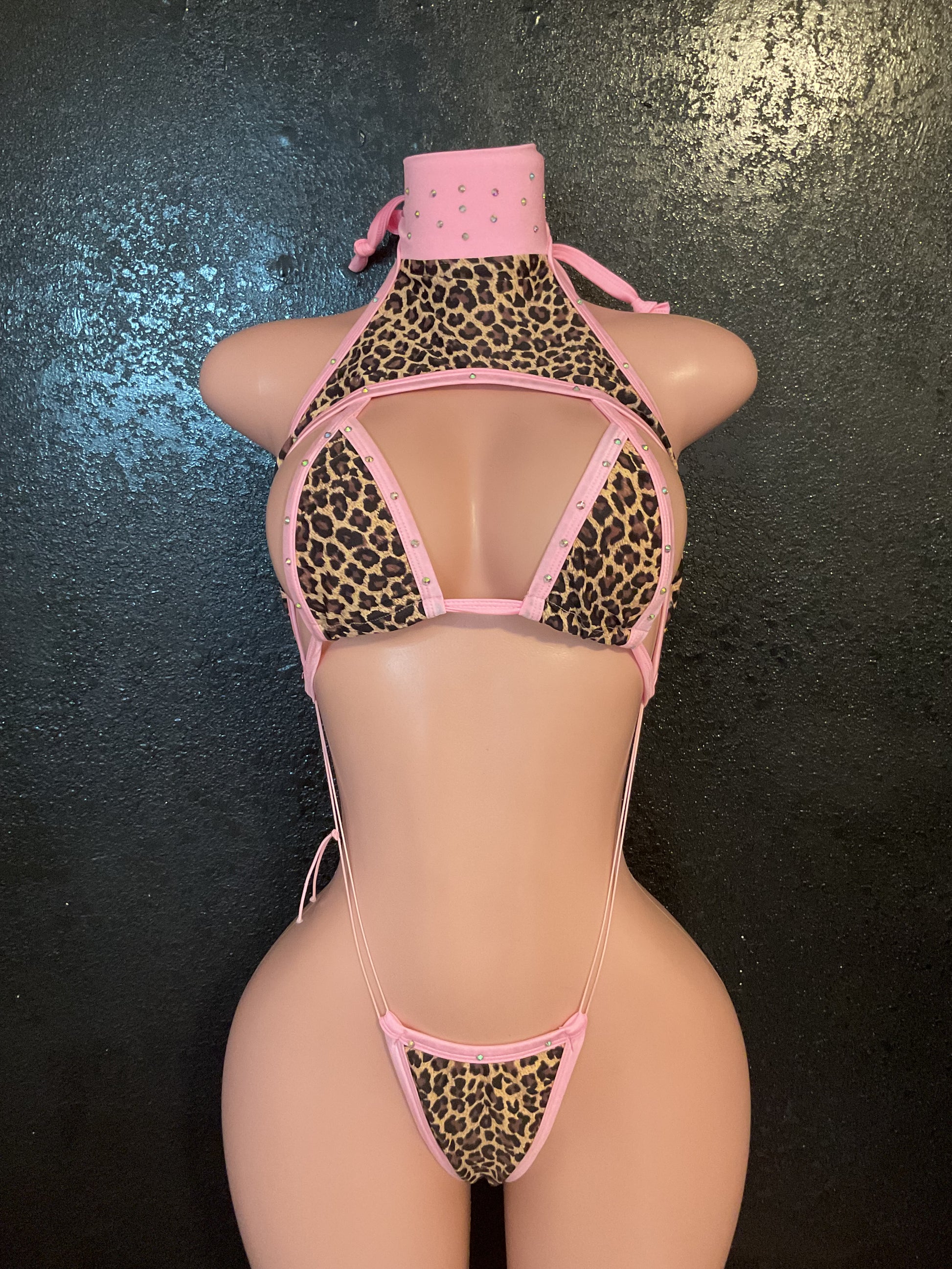 Sling style bikini set leopard
