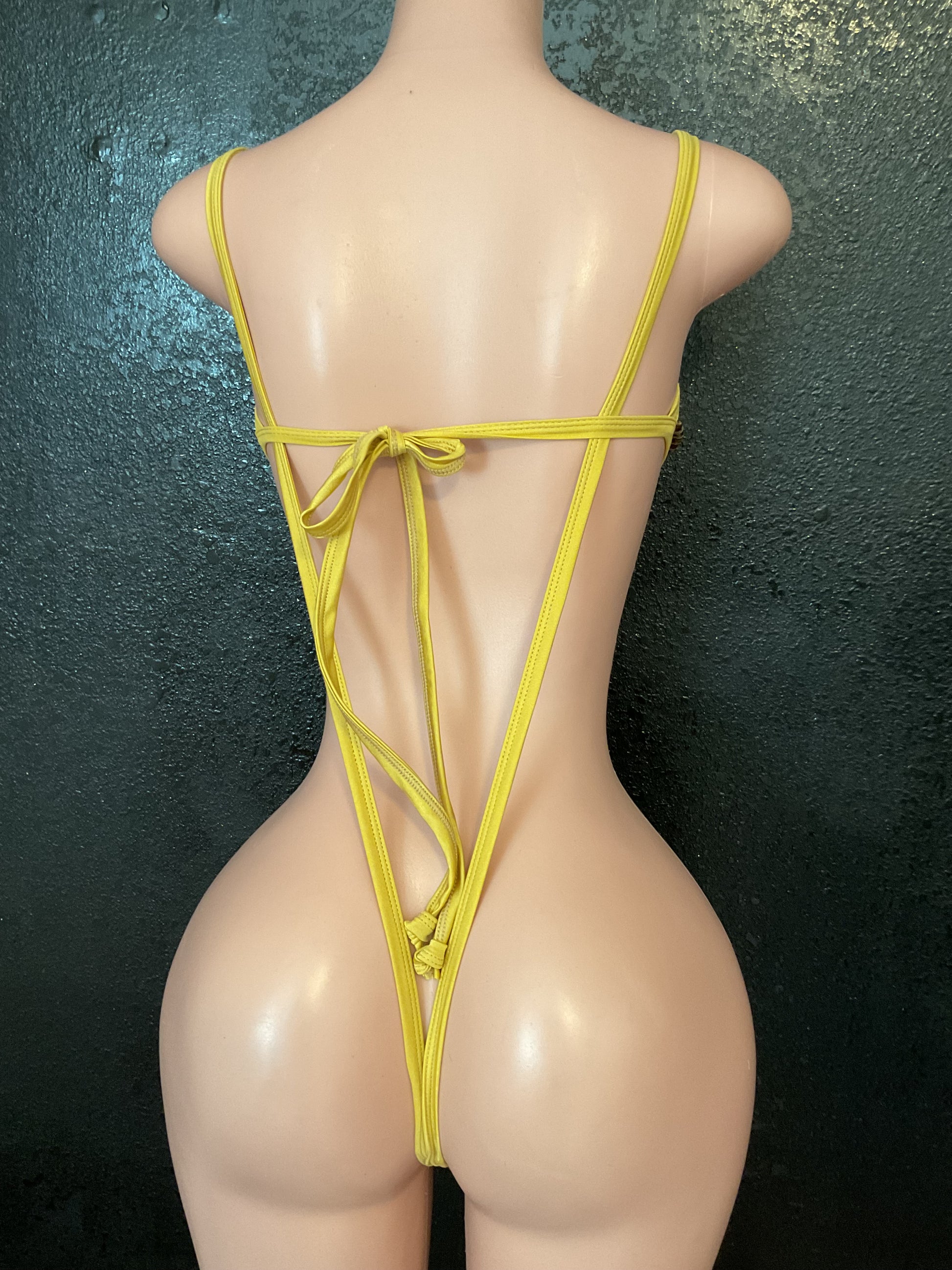 Sling style g string bikini