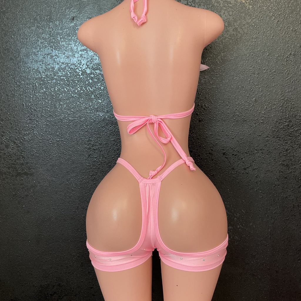 Booty shorts cut out set