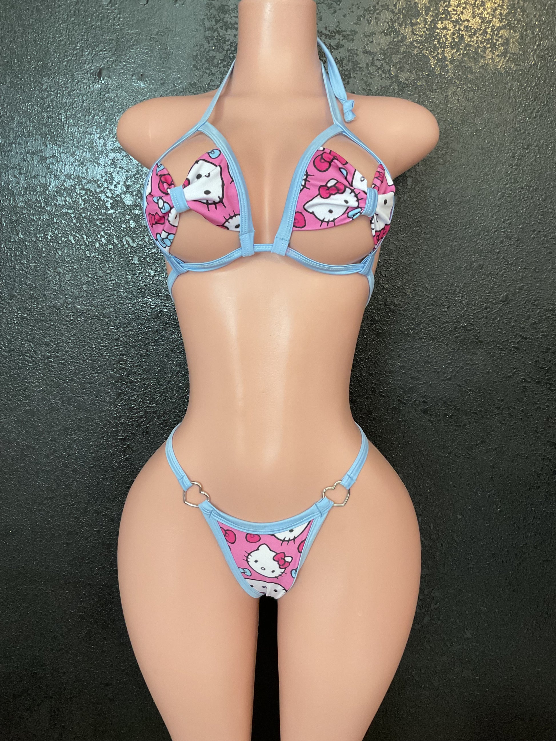 Bow g string bikini