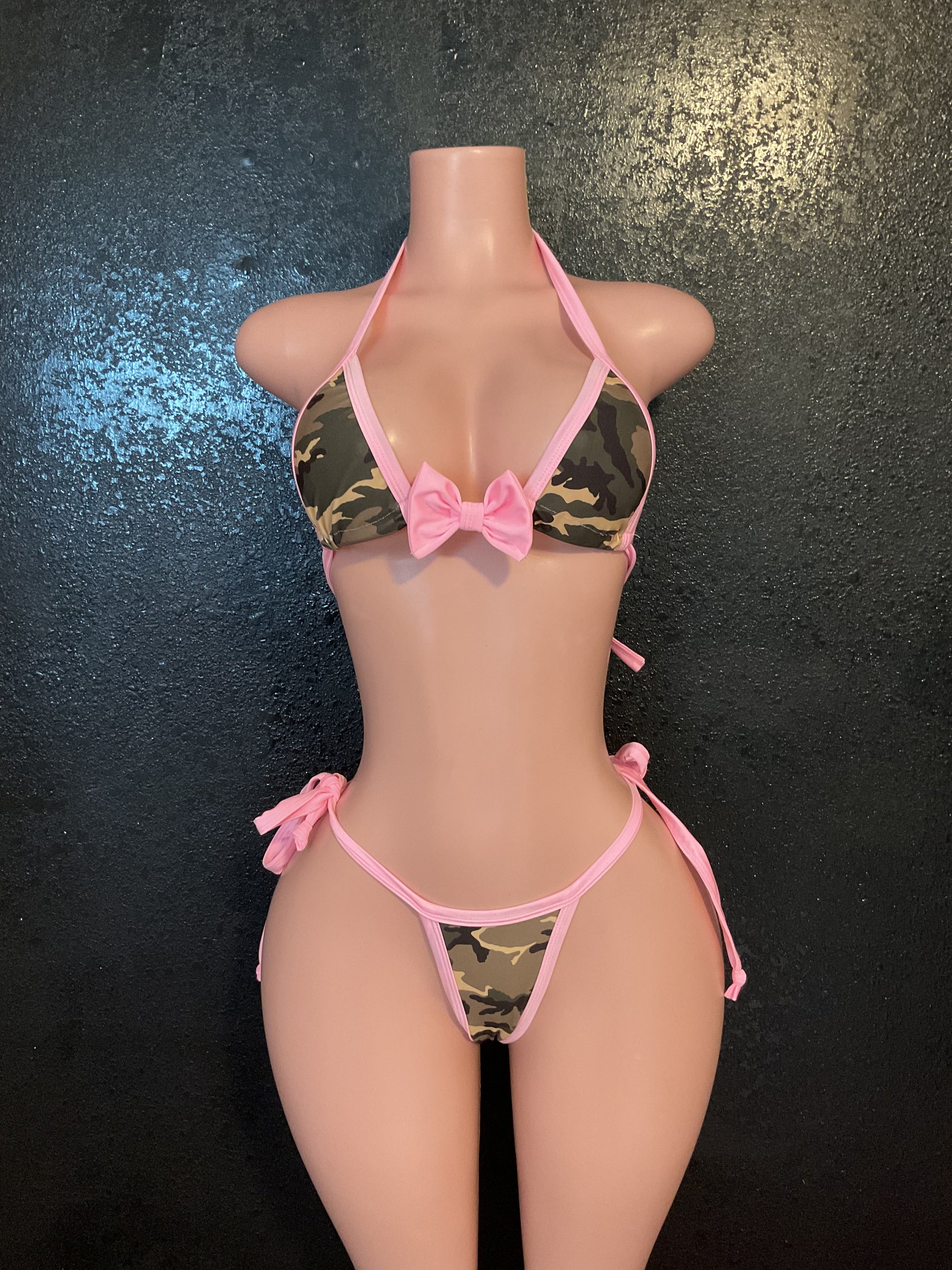 Camo scrunch butt bikini