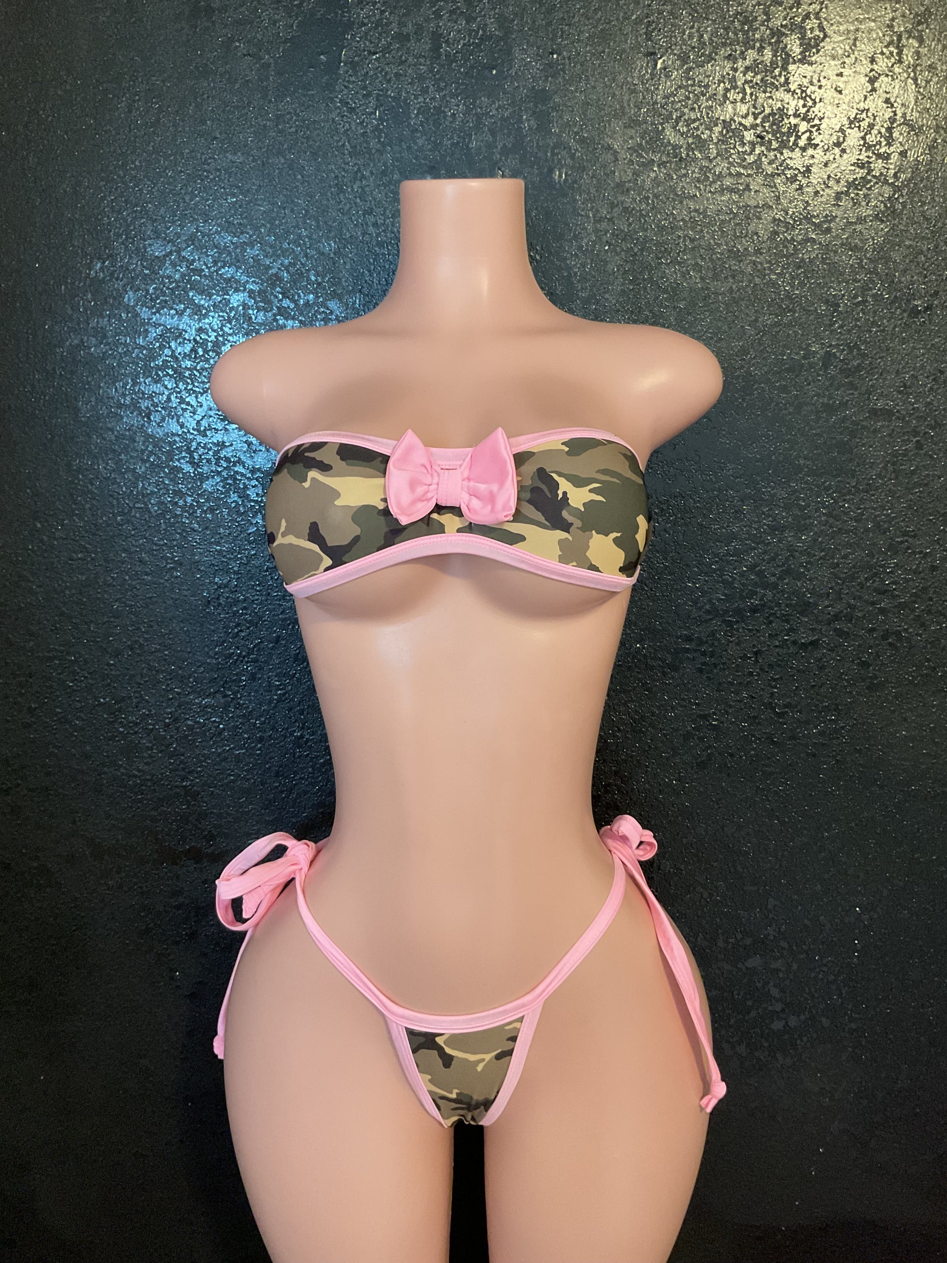 Camo scrunch butt bikini