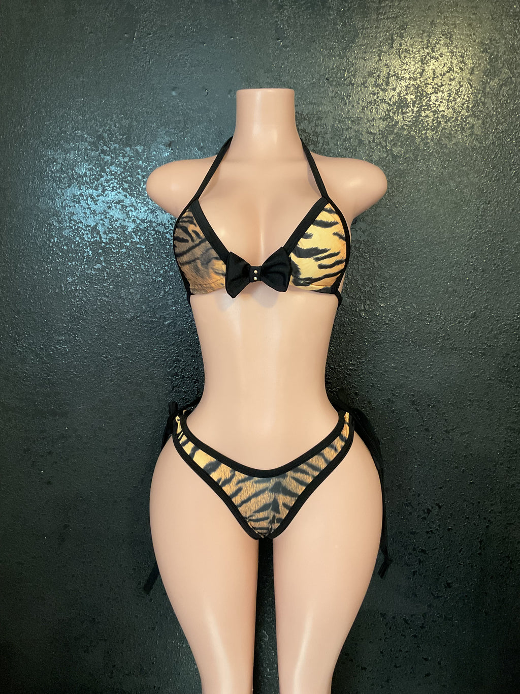 Micro scrunch butt or thong