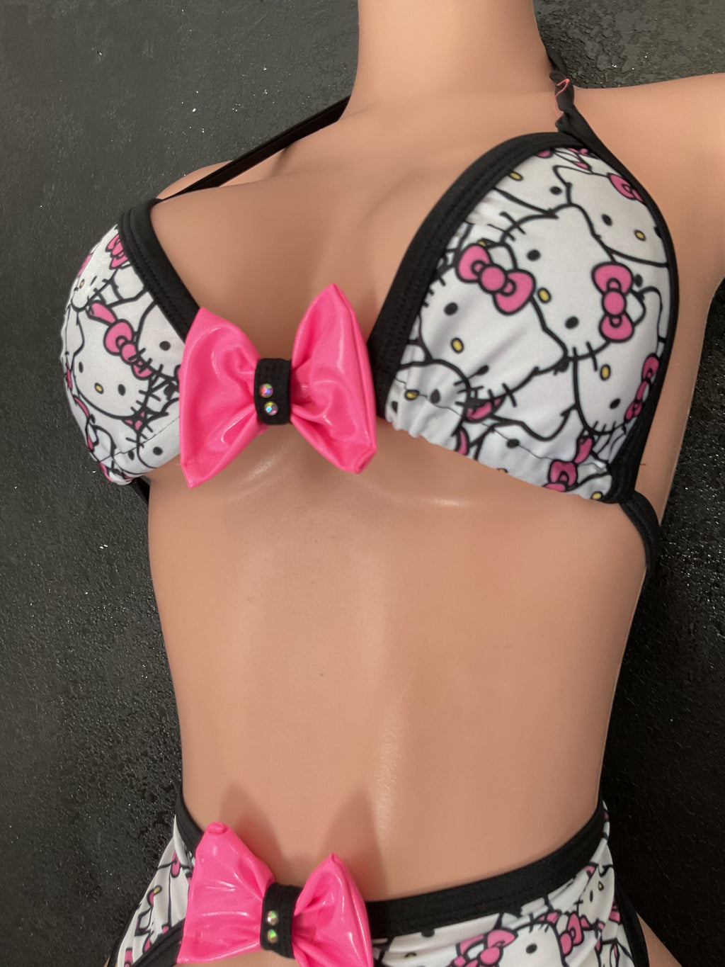 Kitty garter set