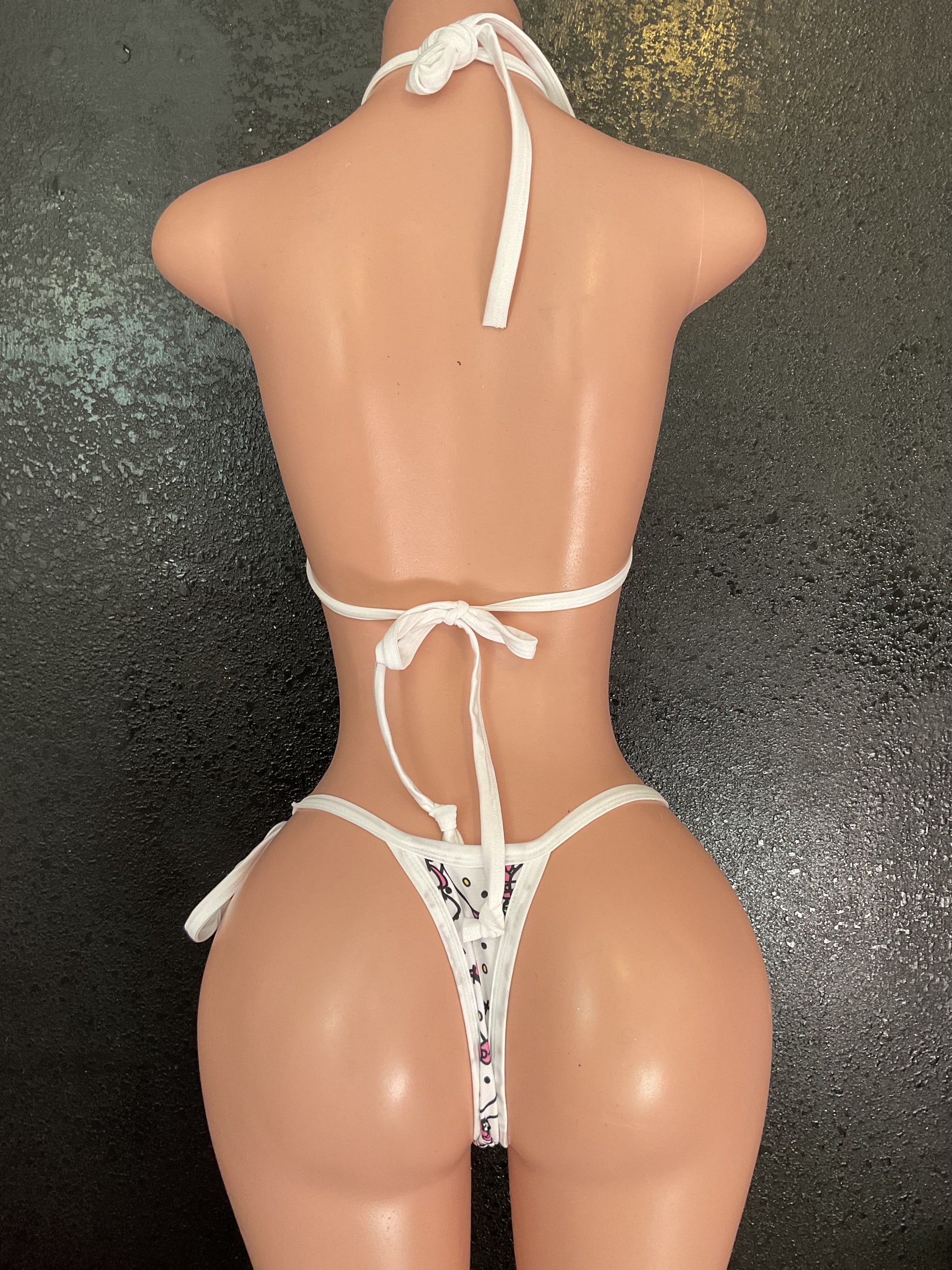 Pom Pom thong bikin8