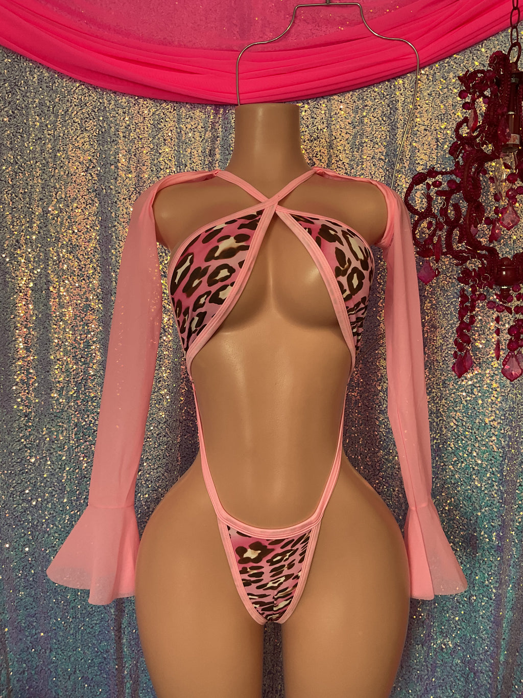 Cross strap sling leopard