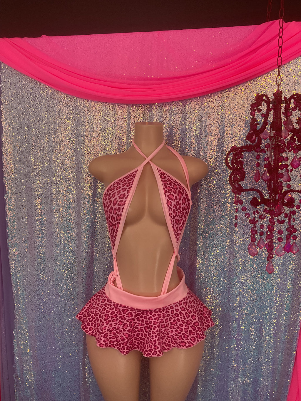 Sling and skirt leopard pink