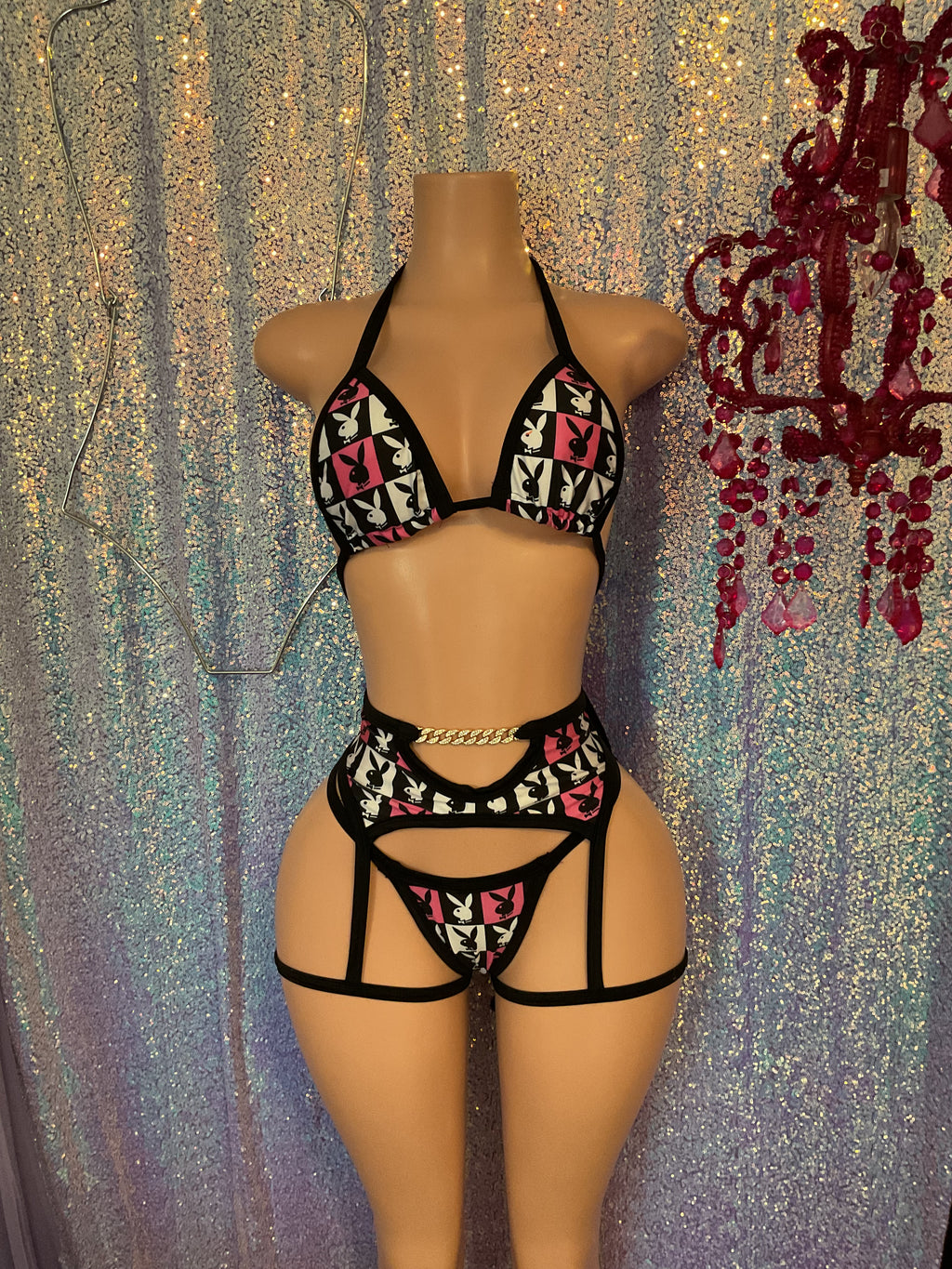 Garter set